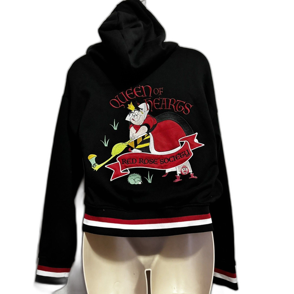 Disney BoxLunch Alice In Wonderland Queen Of Hearts Black Zip Hoodie Small NWT
